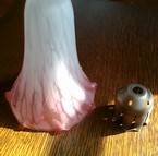 Klosz szklany śr. 11cm  wys. 16cm  różowy  + mocowanie